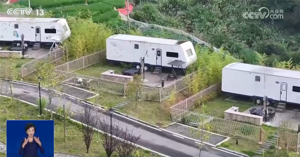 ” 小众“宝藏城市”冬季“热力值”攀升AG真人国际康养旅游、露营经济火“出圈(图3)